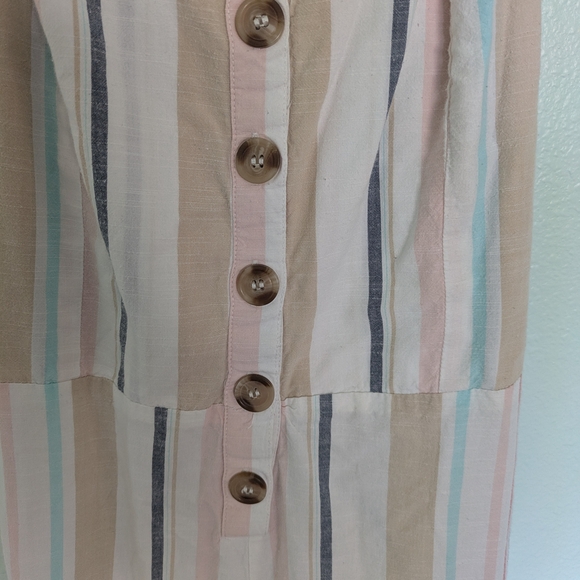 Striped Sleeveless Jumpsuit - Picture 3 of 4